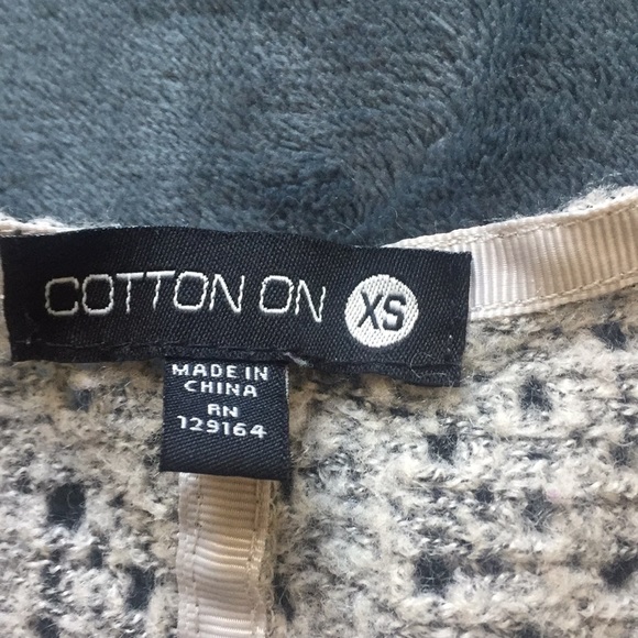 Cardigan - Picture 2 of 3